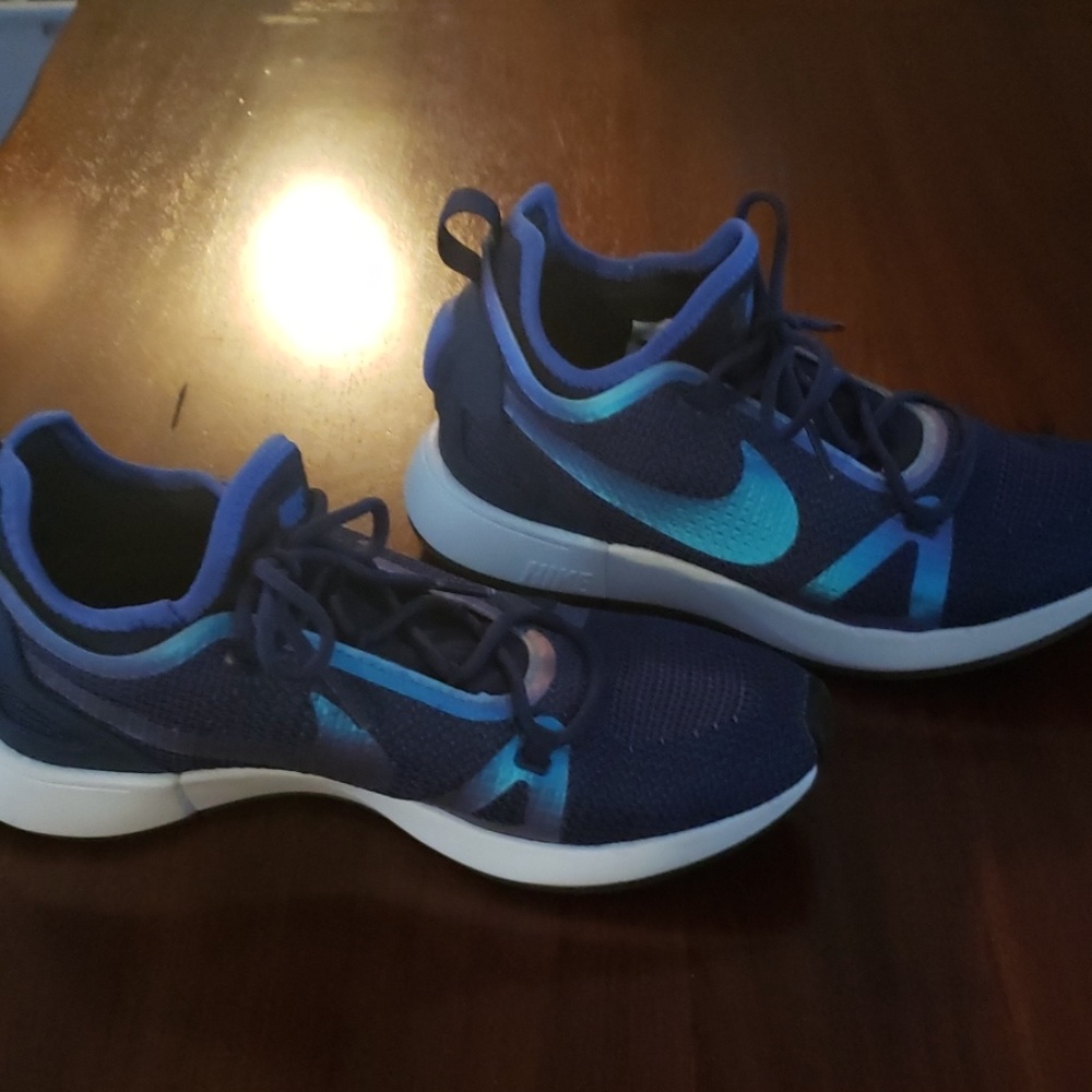 Nike duel racer sneakers
